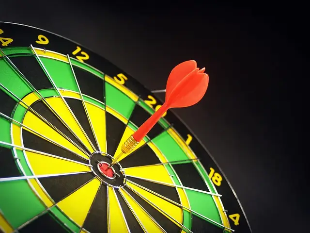 body-darts-bullseye-célpont