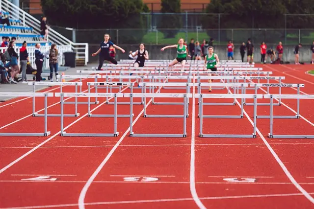 body-hurdles-race-cc0