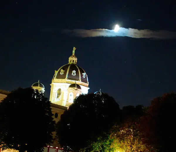 značajka_moonlightinvienna