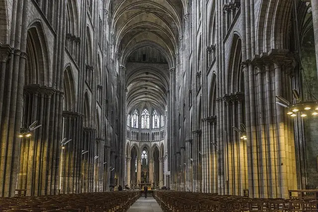 cos-gòtic-catedral-normandia