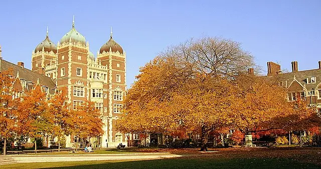 характеристика_penn_penn_state_лога