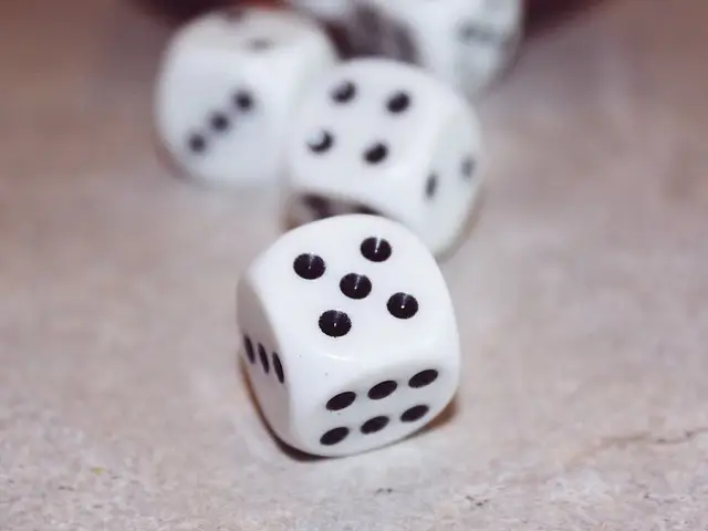 body_dice_fünf_cc0