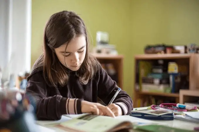 Avantages et inconvénients des devoirs